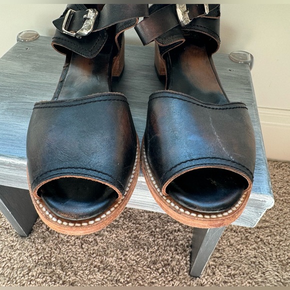 Free bird sandals size 10 - Picture 10 of 14